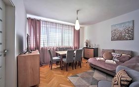 Apartament Trini
